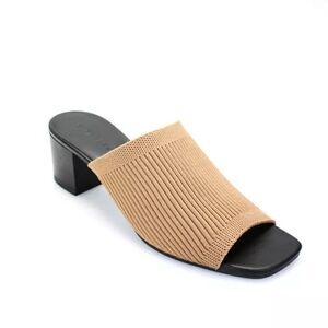 NEW Everlane The Glove Mule in tan/black combo
